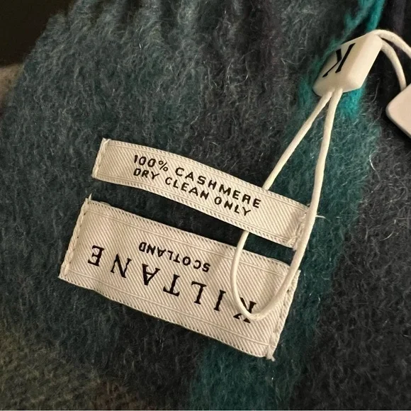 Kiltane Scotland Cashmere Scarf, Tartan blue, fringes, unisex, 64”x10.5”NWT - Picture 3 of 7